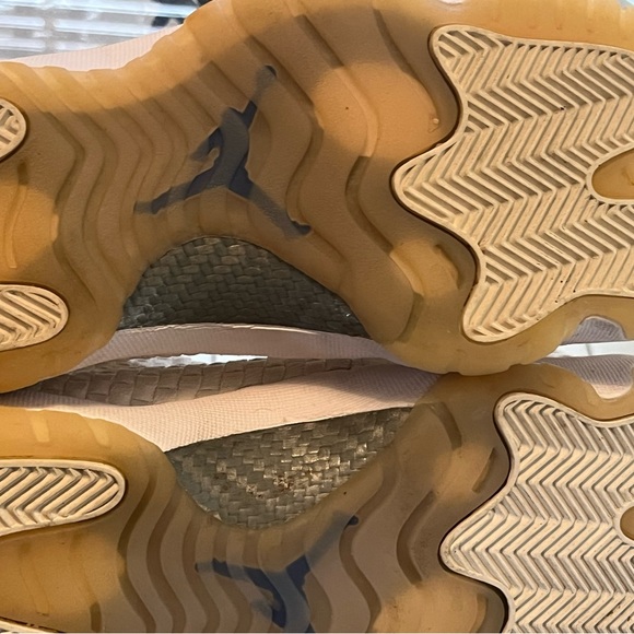 Jordan Future mid. 9.5 - Picture 4 of 5